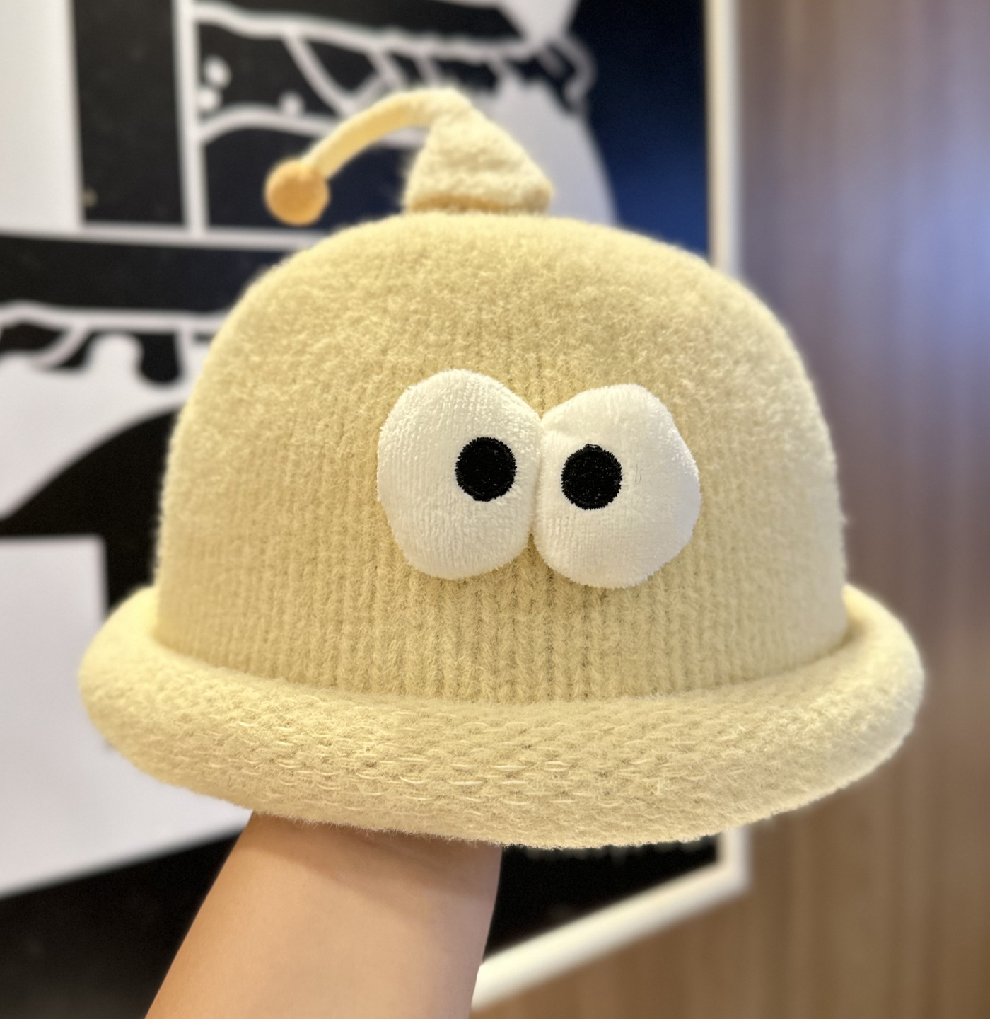 Playful Big-Eyed Garlic Knitte – Beanie Cuffed Knit recenzja i cena